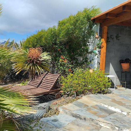 Beautiful Small Bungalow, Amazing Views And Garden Famara Dış mekan fotoğraf