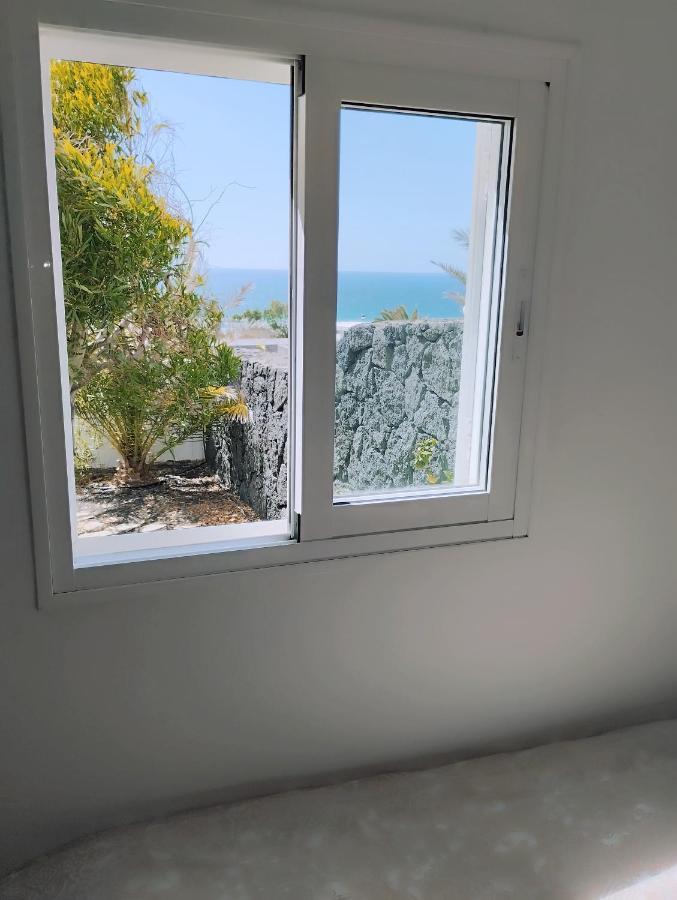 Beautiful Small Bungalow, Amazing Views And Garden Famara Dış mekan fotoğraf